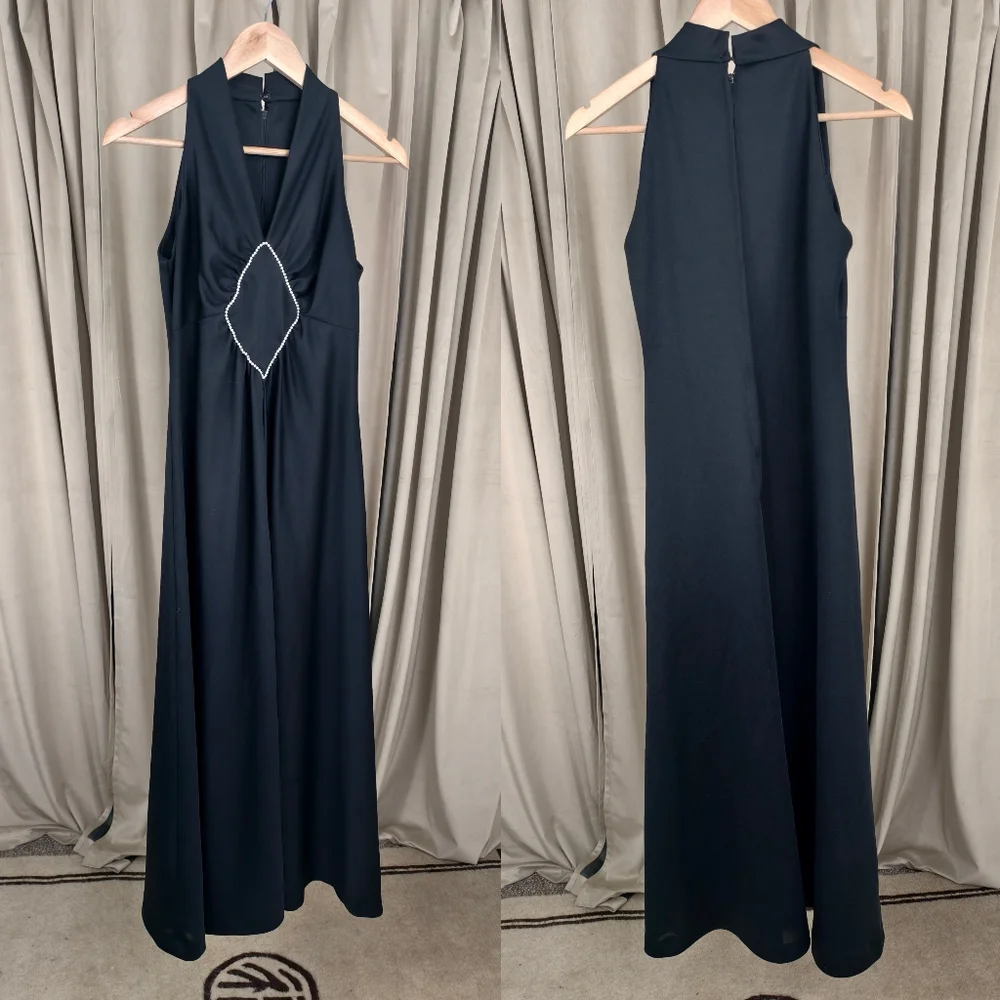 Vintage Black Sleeveless Halter Neck Maxi Dress with Beaded Accent - Picture 5 of 7